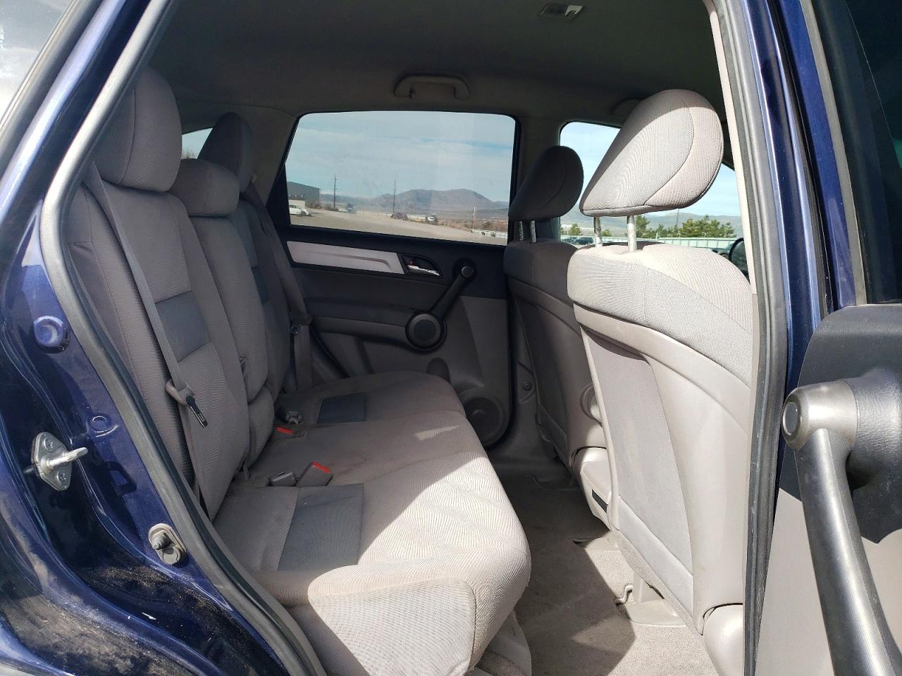 2011 HONDA CR-V LX photo 21