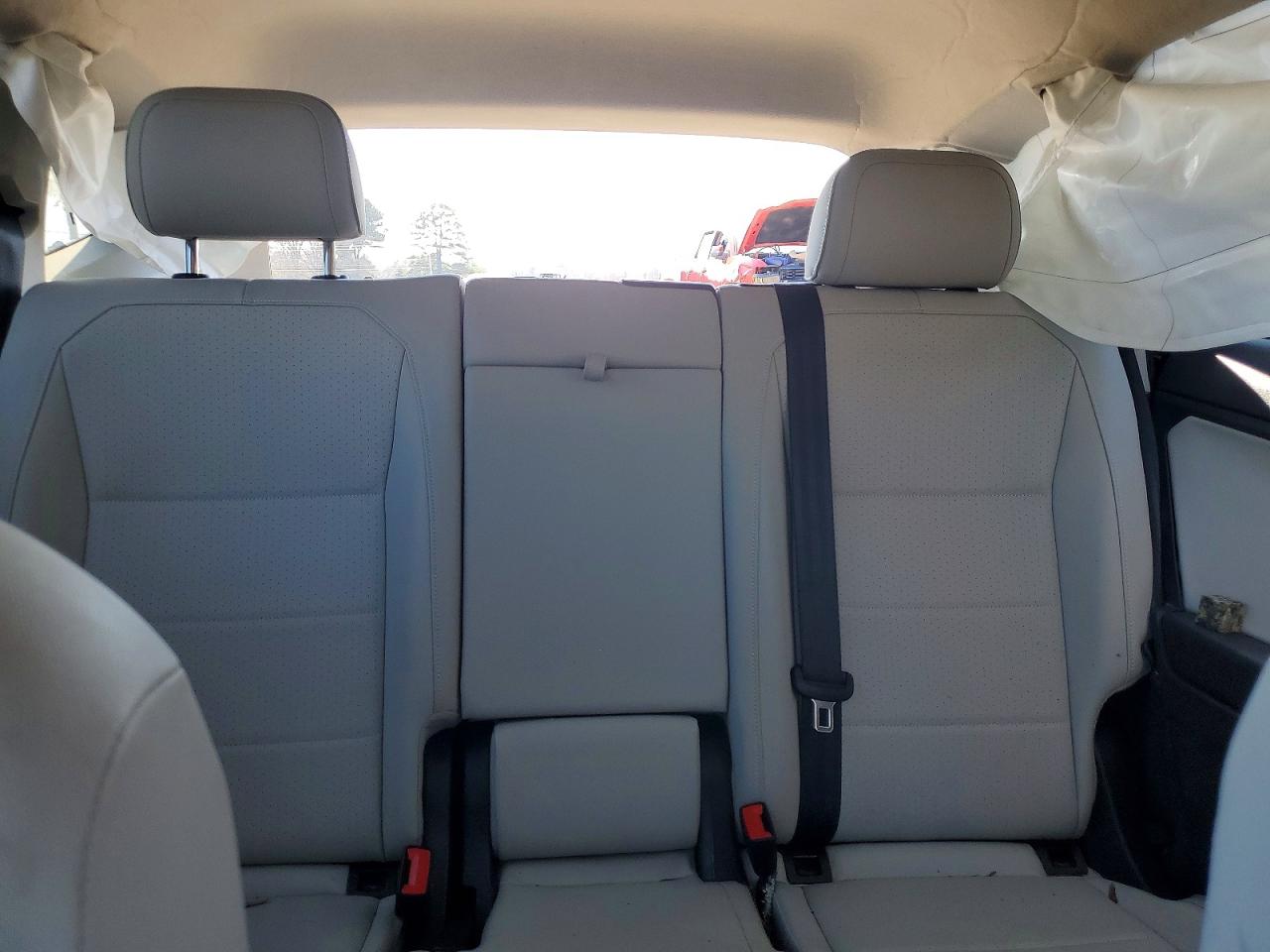 2021 VOLK TIGUAN SE photo 28
