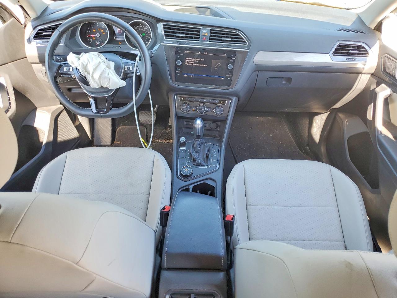 2021 VOLK TIGUAN SE photo 22