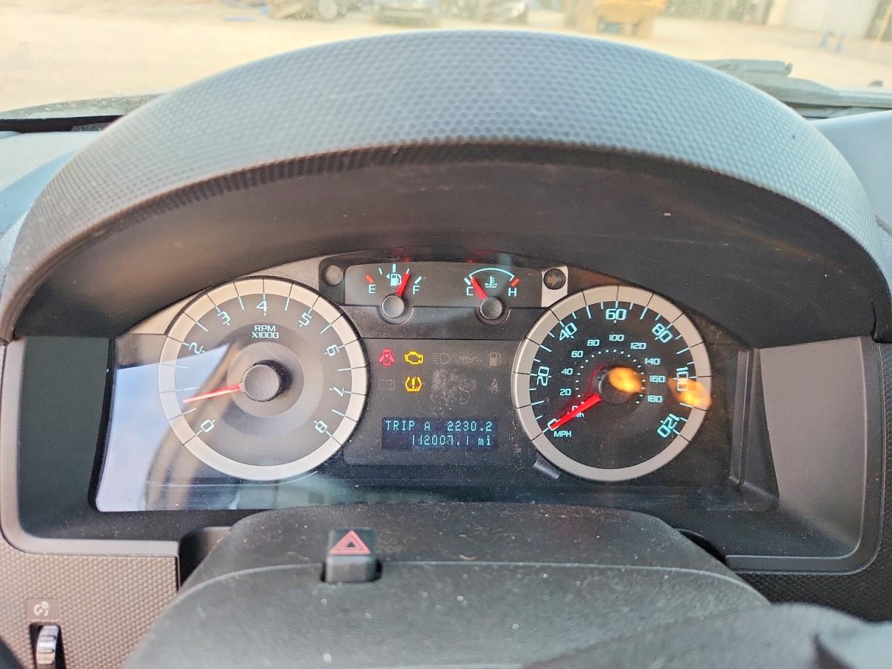 2011 FORD ESCAPE XLT photo 9