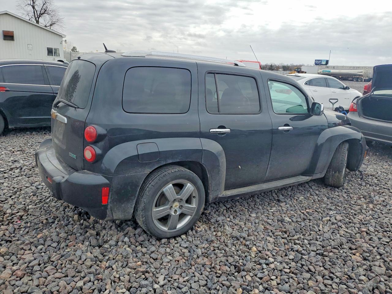2011 CHEVROLET HHR LT photo 3