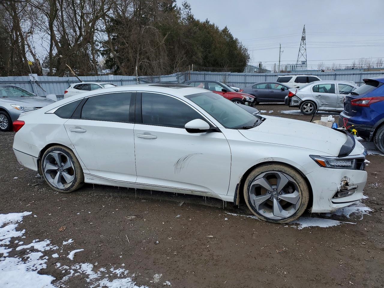 2018 HONDA ACCORD TOURING photo 7