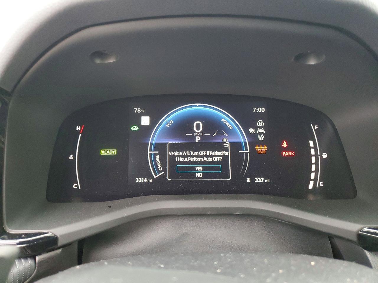 2025 TOYOTA CAMRY SE photo 9