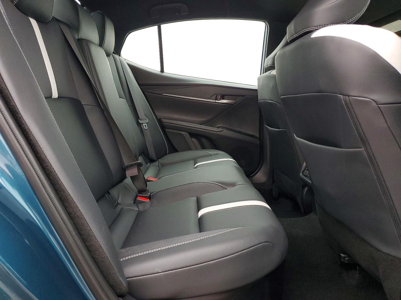 2025 TOYOTA CAMRY SE photo 10