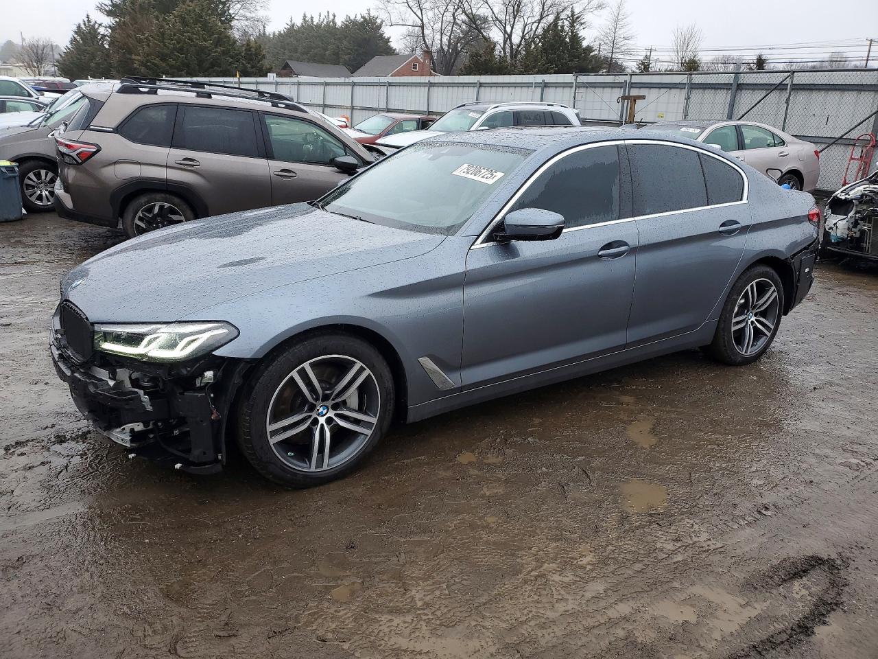 2021 BMW 530