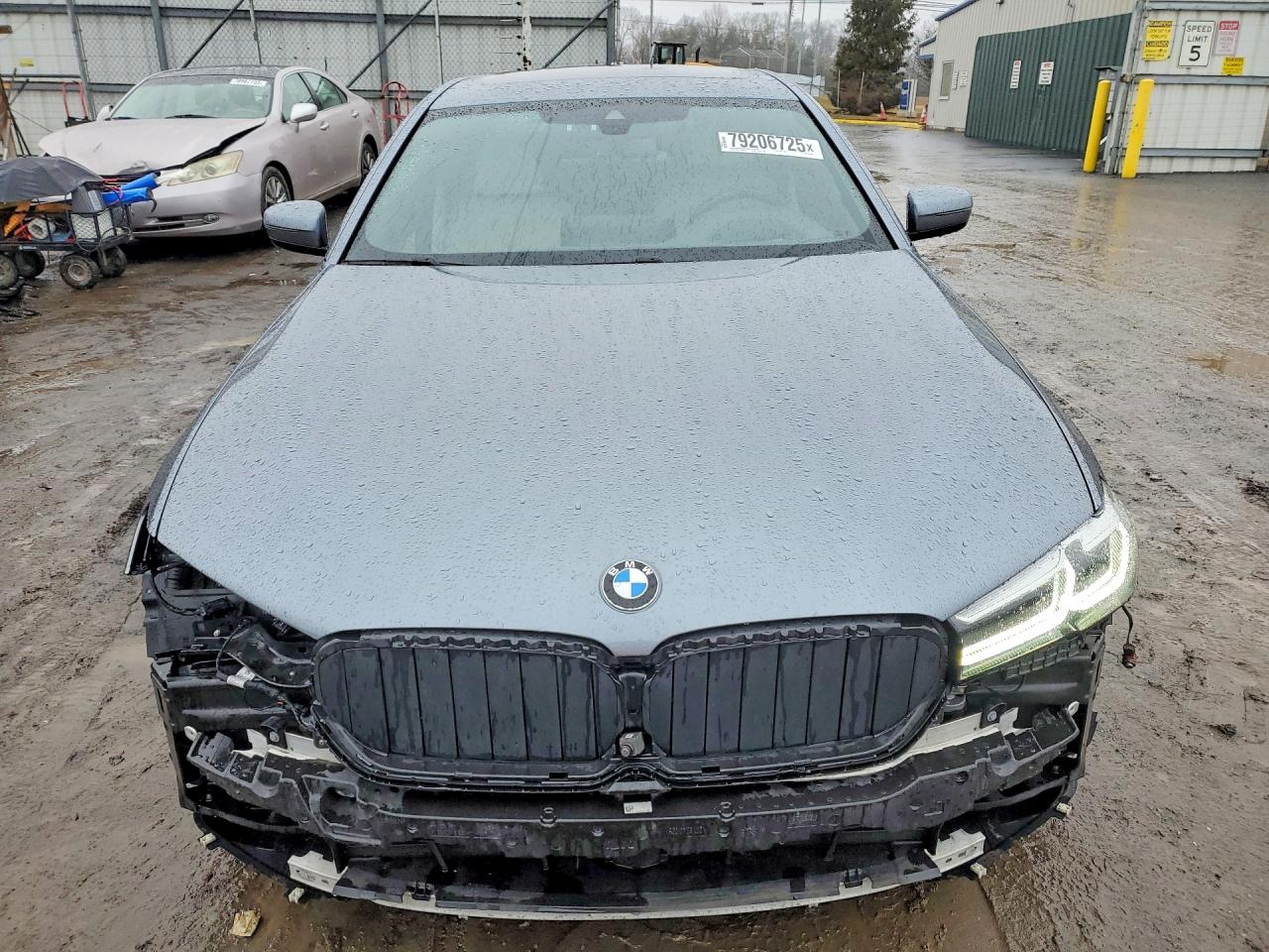 2021 BMW 530 XI photo 9