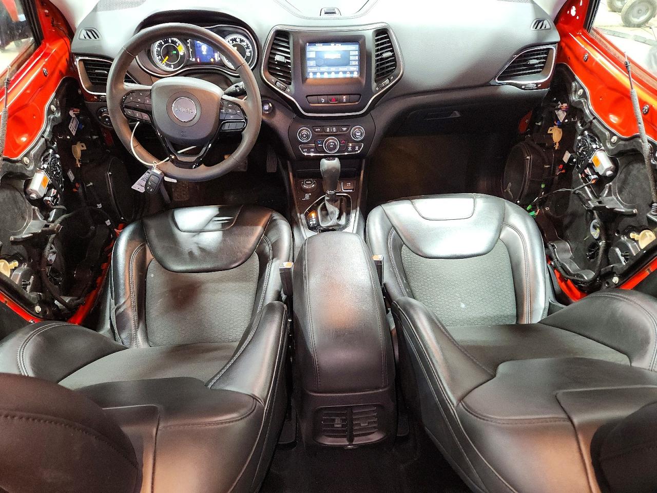 2021 JEEP CHEROKEE LATITUDE PLUS photo 8