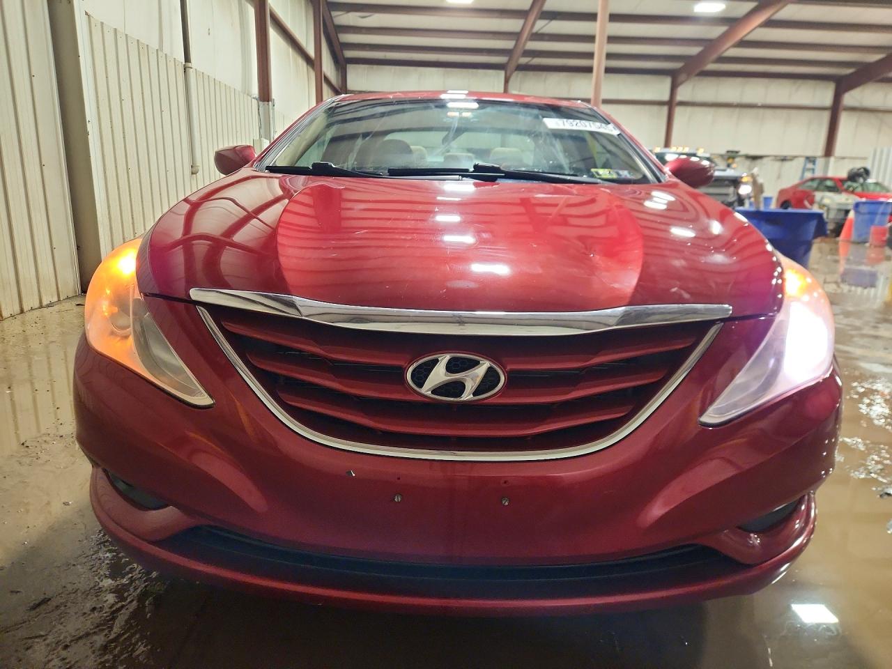 2011 HYUNDAI SONATA GLS photo 9