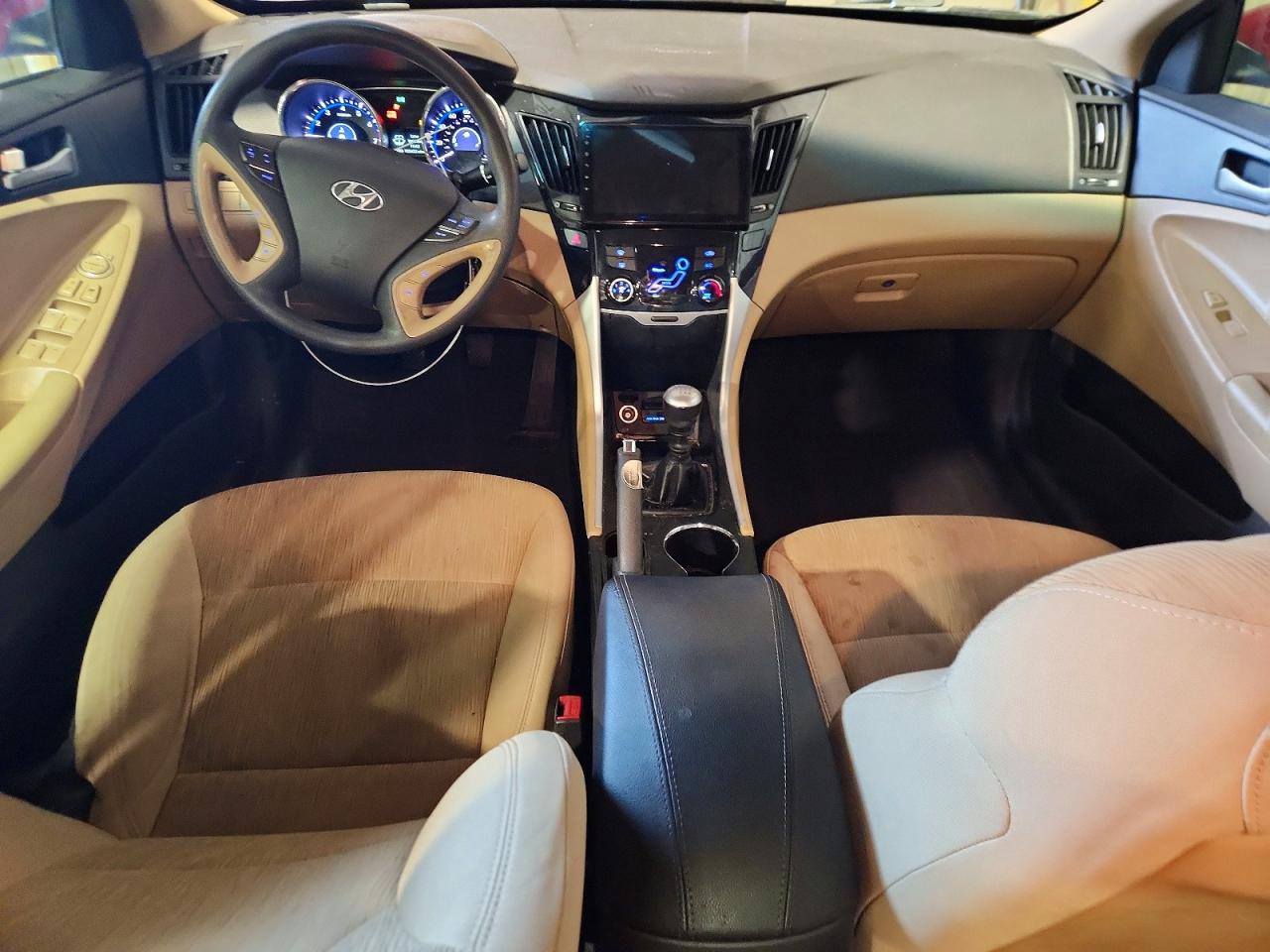 2011 HYUNDAI SONATA GLS photo 15