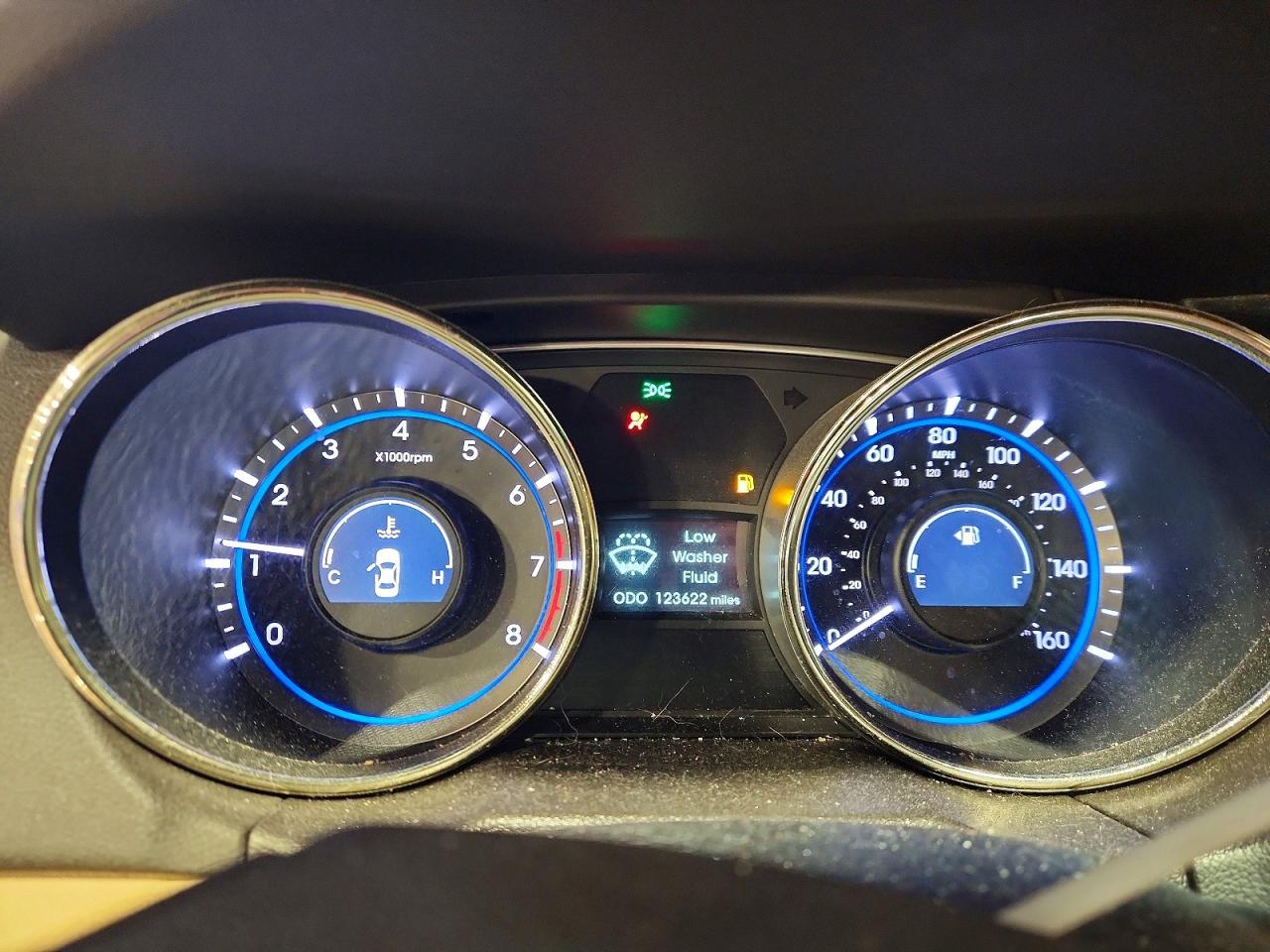 2011 HYUNDAI SONATA GLS photo 17