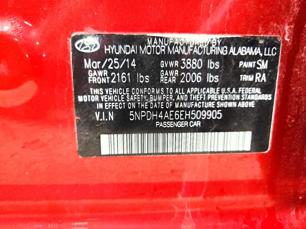 2014 HYUNDAI ELANTRA photo 23