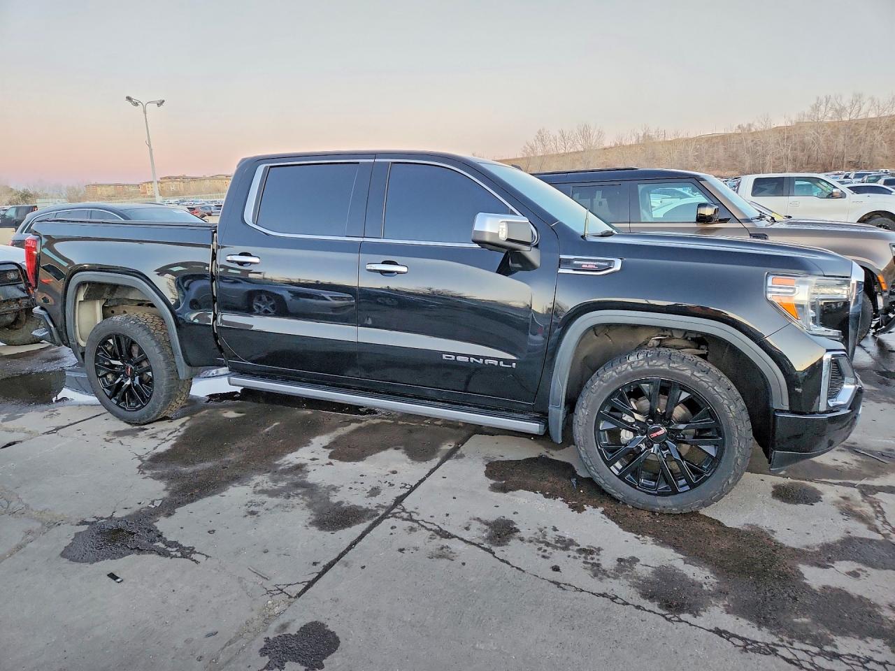 2020 GMC SIERRA K1500 DENALI photo 4