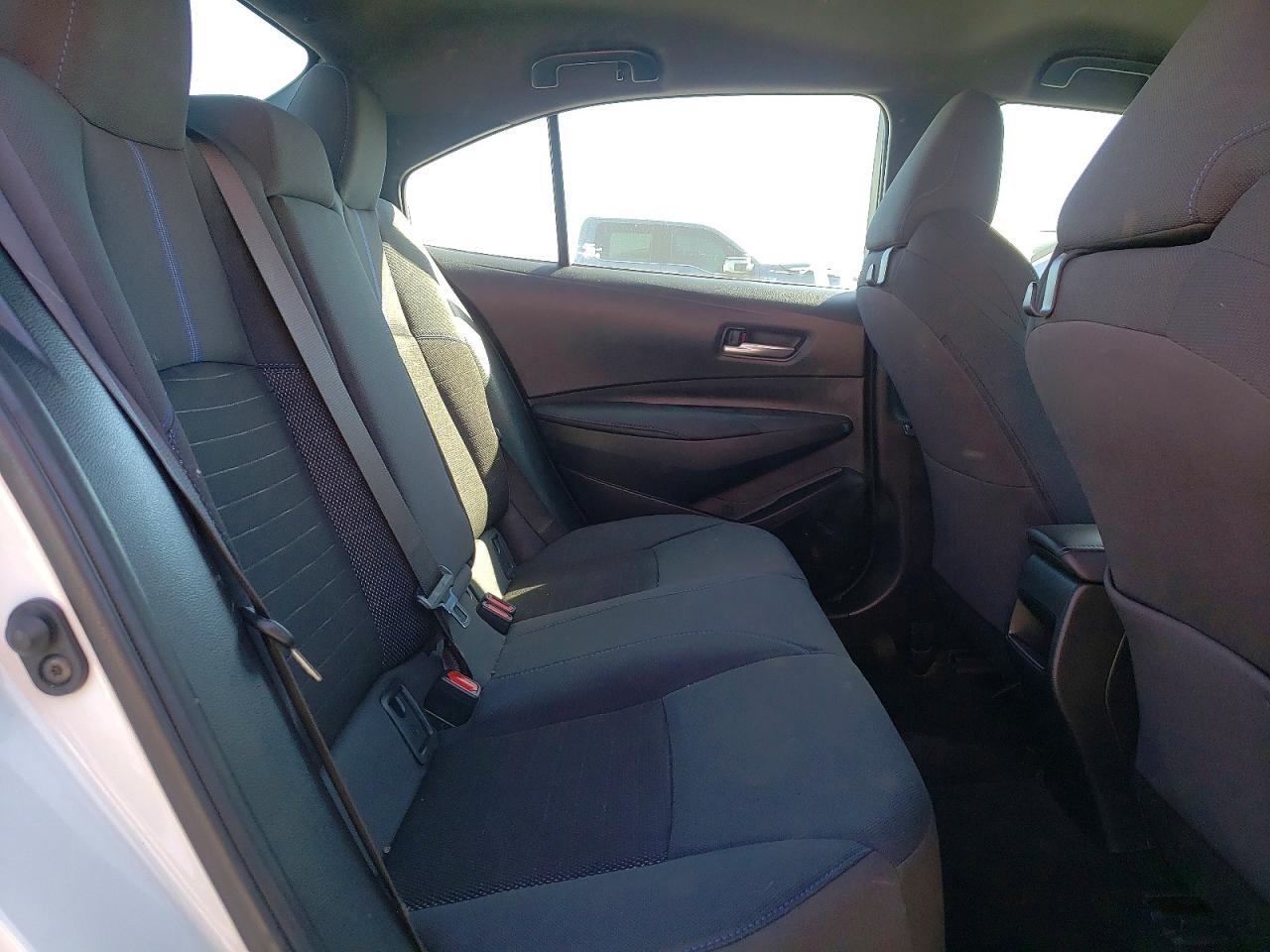 2020 TOYOTA COROLLA SE photo 19