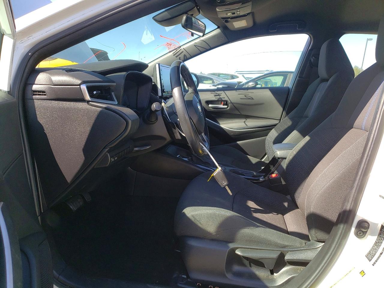 2020 TOYOTA COROLLA SE photo 13