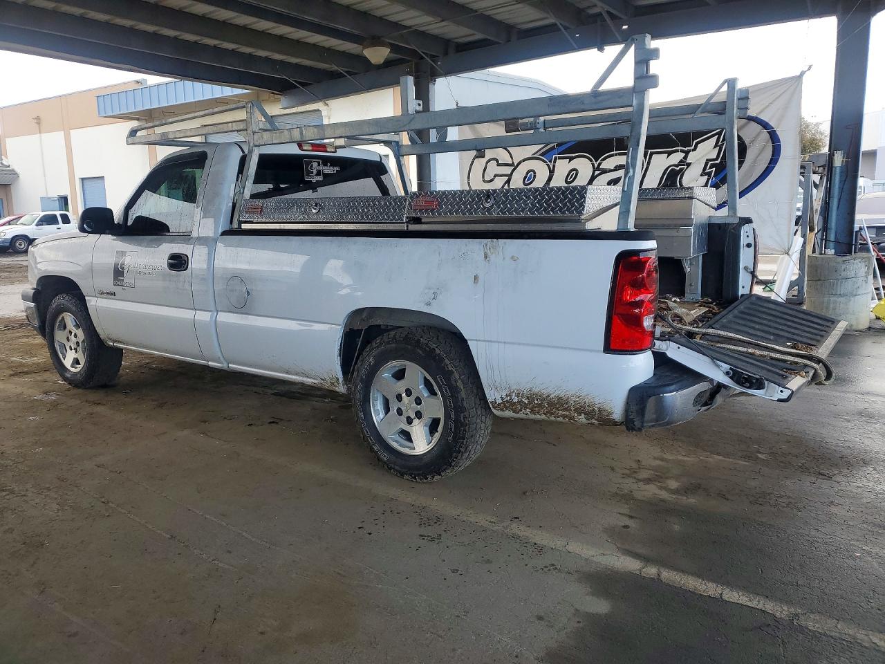 2006 CHEVROLET SILVERADO C1500 photo 4
