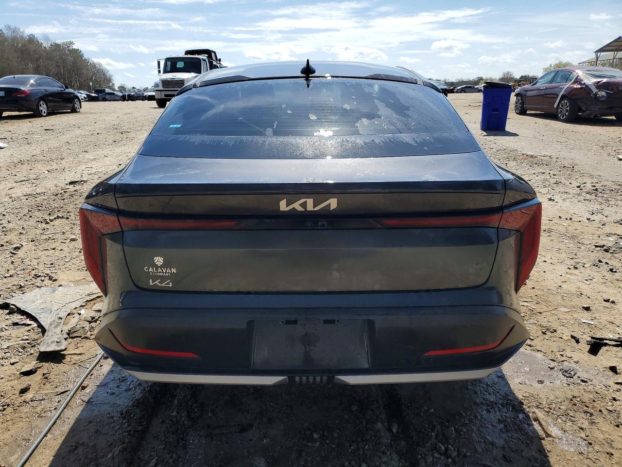 2025 KIA K4 EX photo 11
