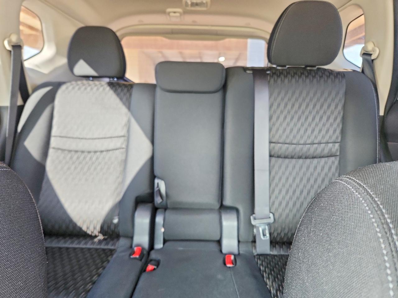 2018 NISSAN ROGUE S photo 10