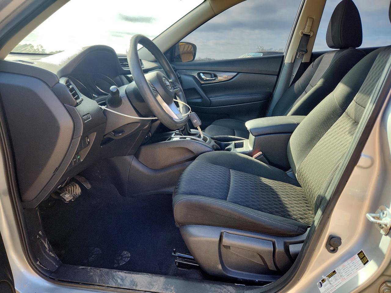2018 NISSAN ROGUE S photo 7