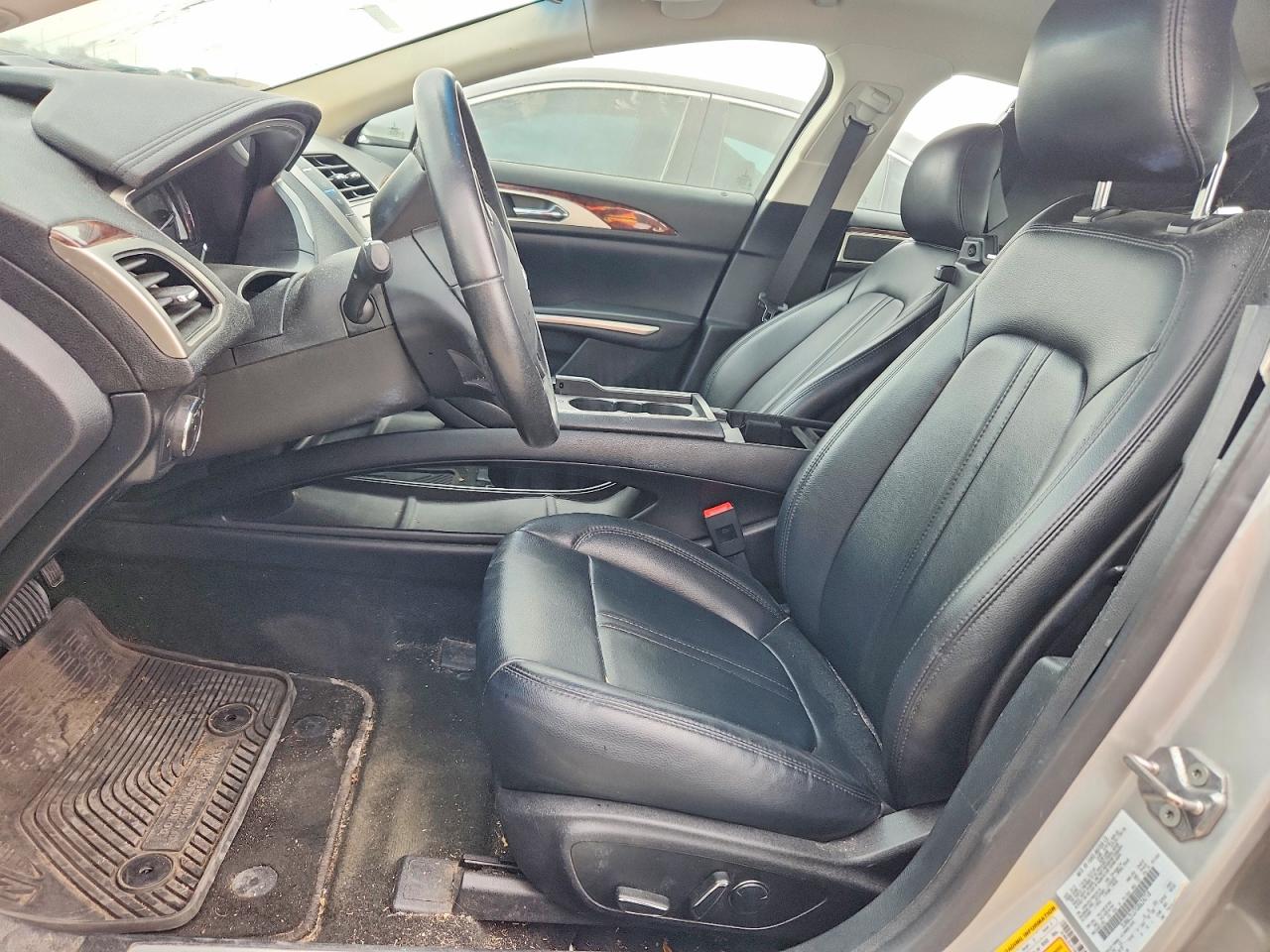 2016 LINCOLN MKZ HYBRID photo 13