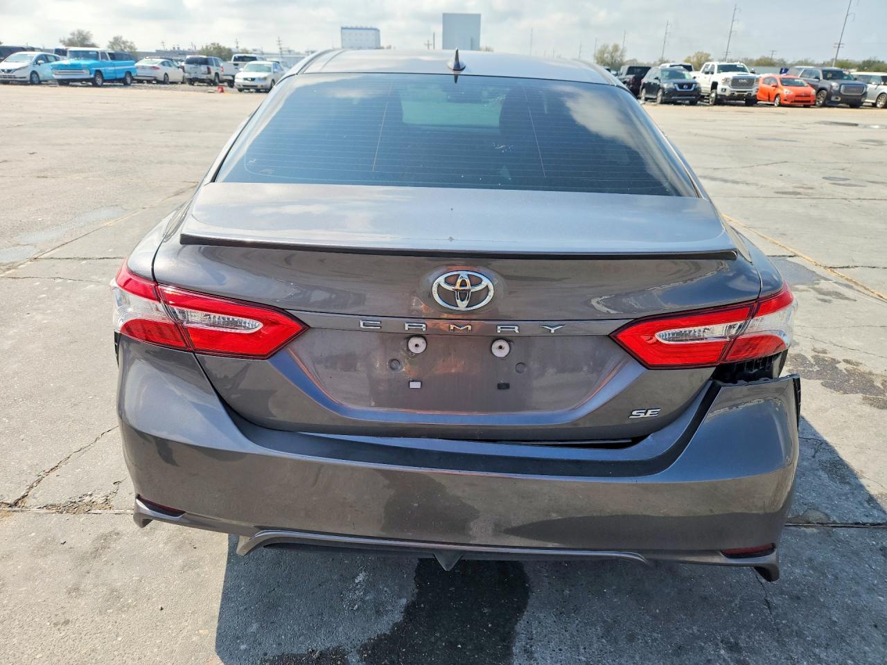 2020 TOYOTA CAMRY photo 6