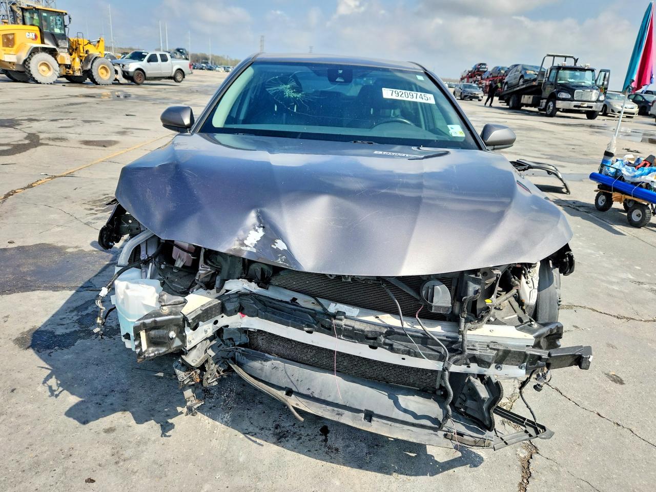 2020 TOYOTA CAMRY photo 5