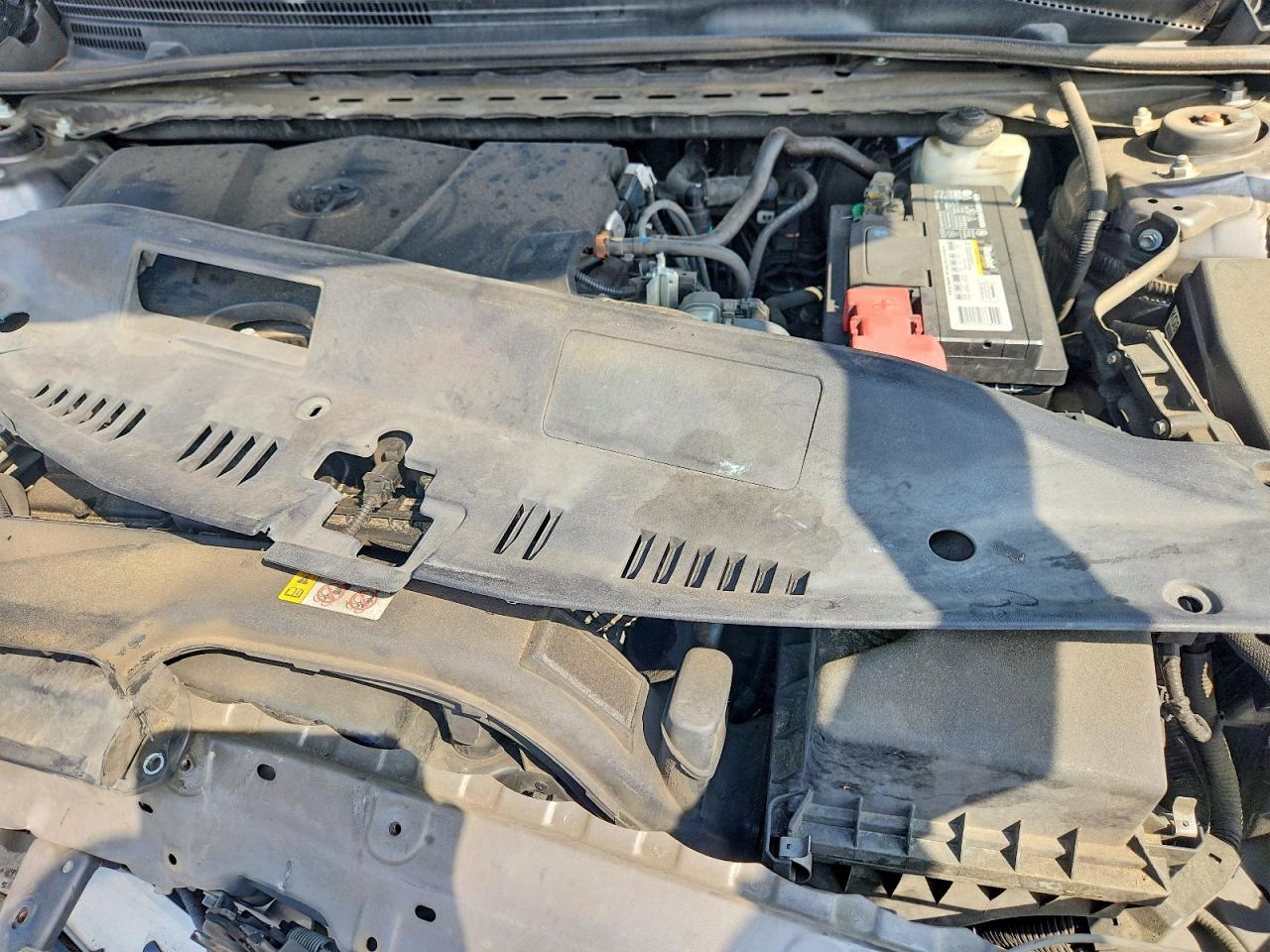 2020 TOYOTA CAMRY photo 11