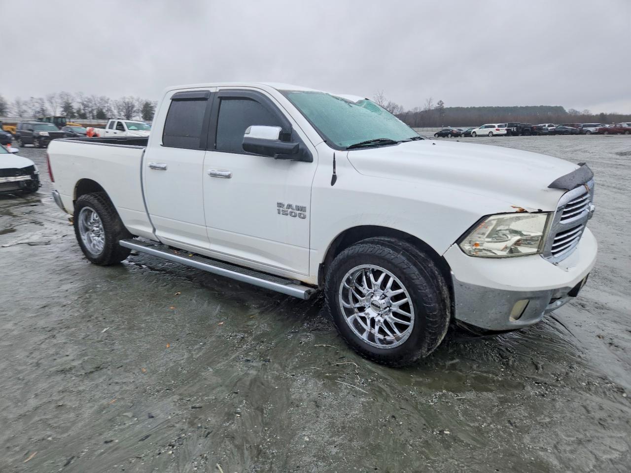 2014 RAM 1500 SLT photo 7