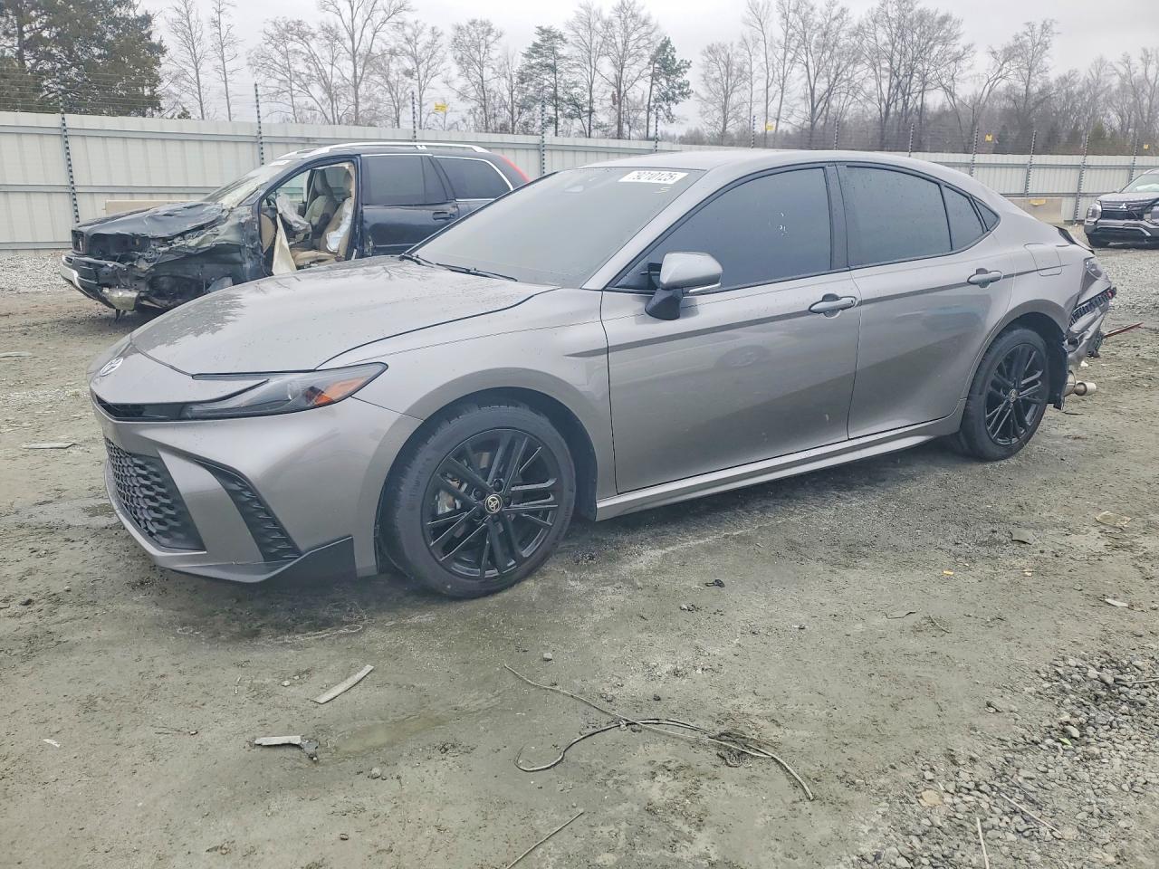 2025 TOYOTA CAMRY