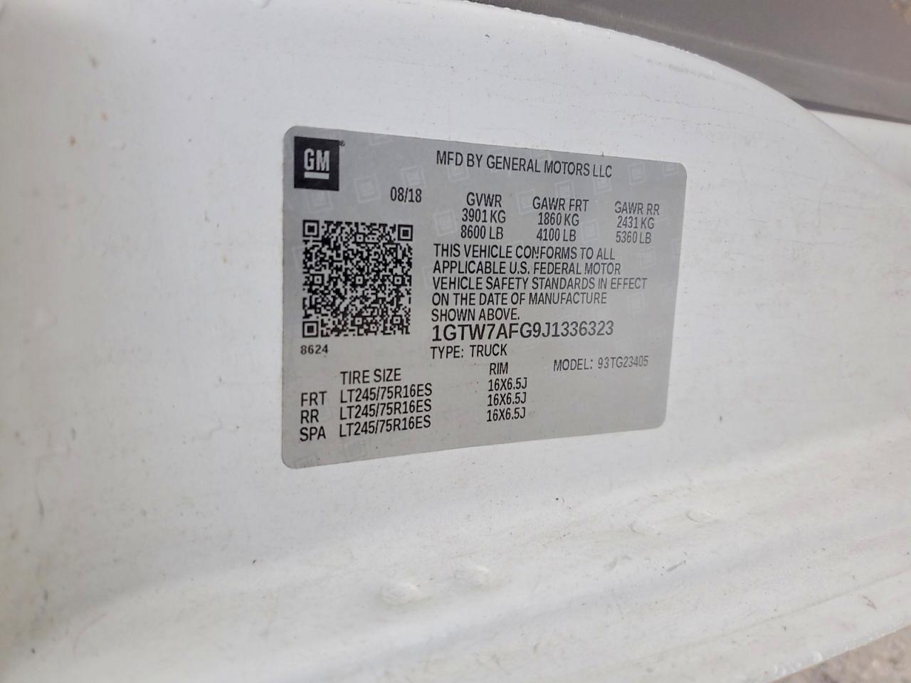 2018 GMC SAVANA G2500 photo 25