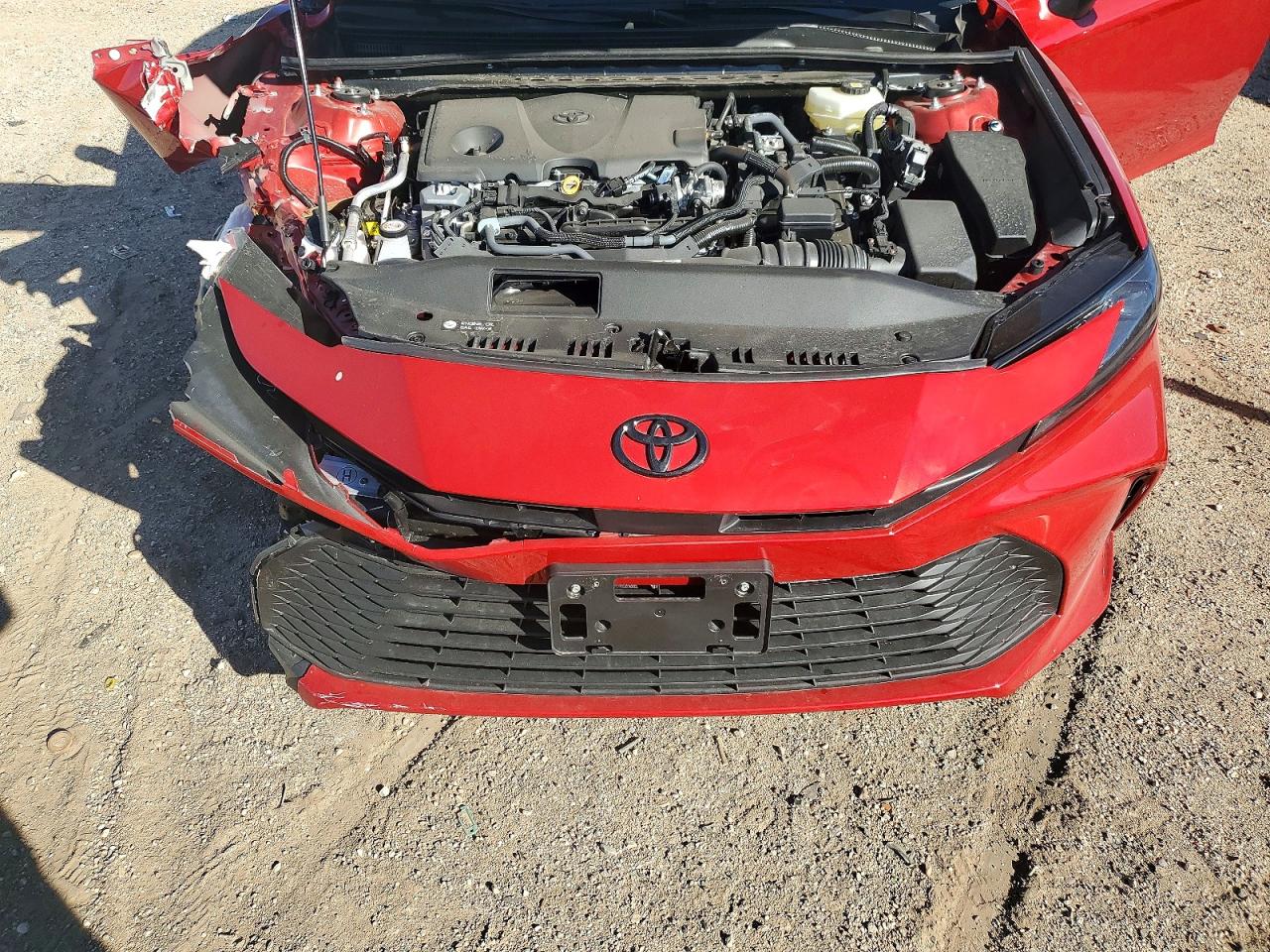 2026 TOYOTA CAMRY LE photo 11