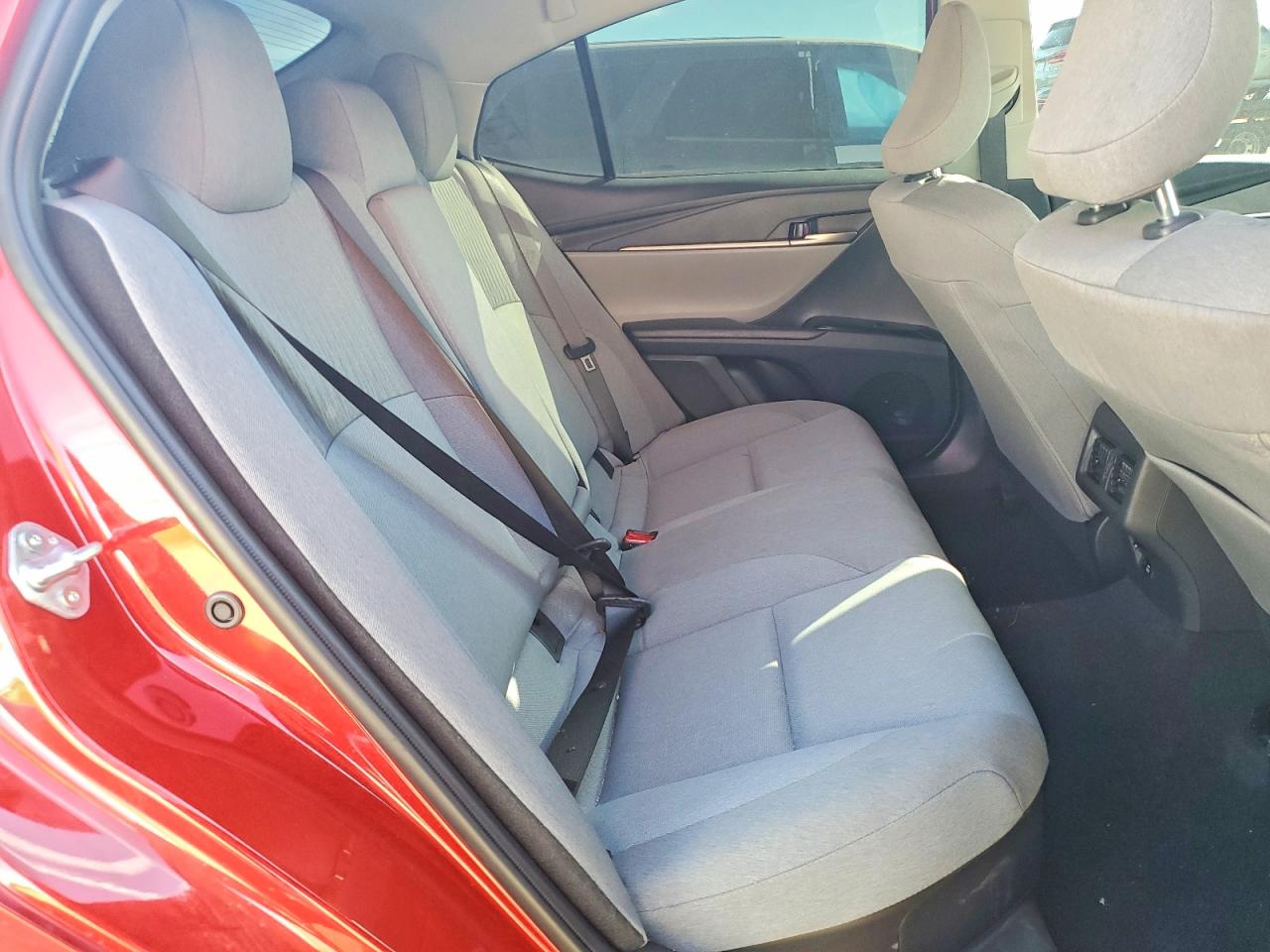 2026 TOYOTA CAMRY LE photo 10