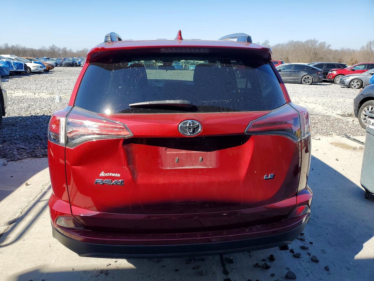 2018 TOYOTA RAV4 LE photo 21
