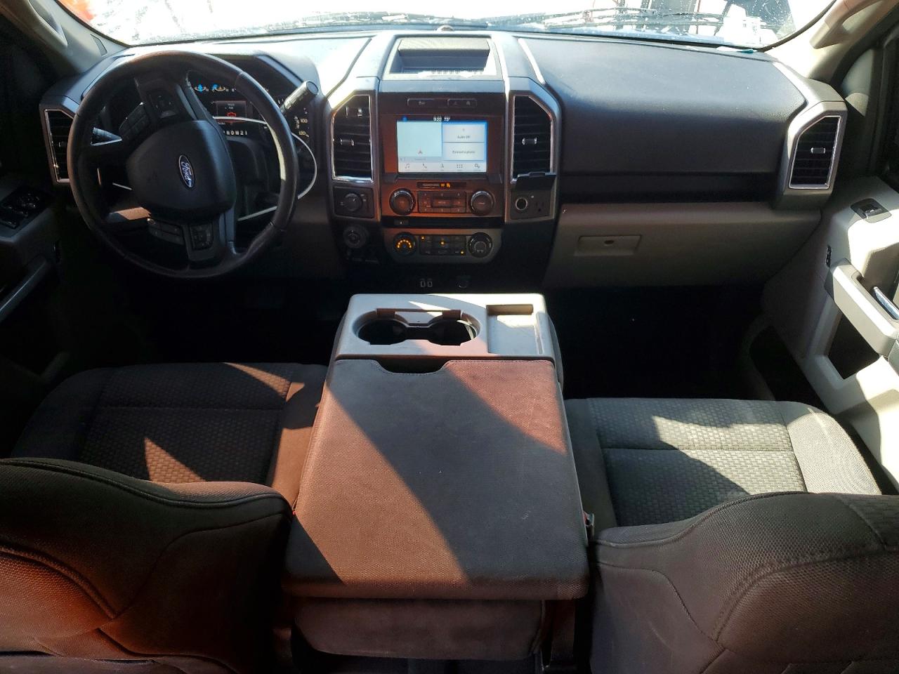 2017 FORD F150 SUPERCREW photo 8