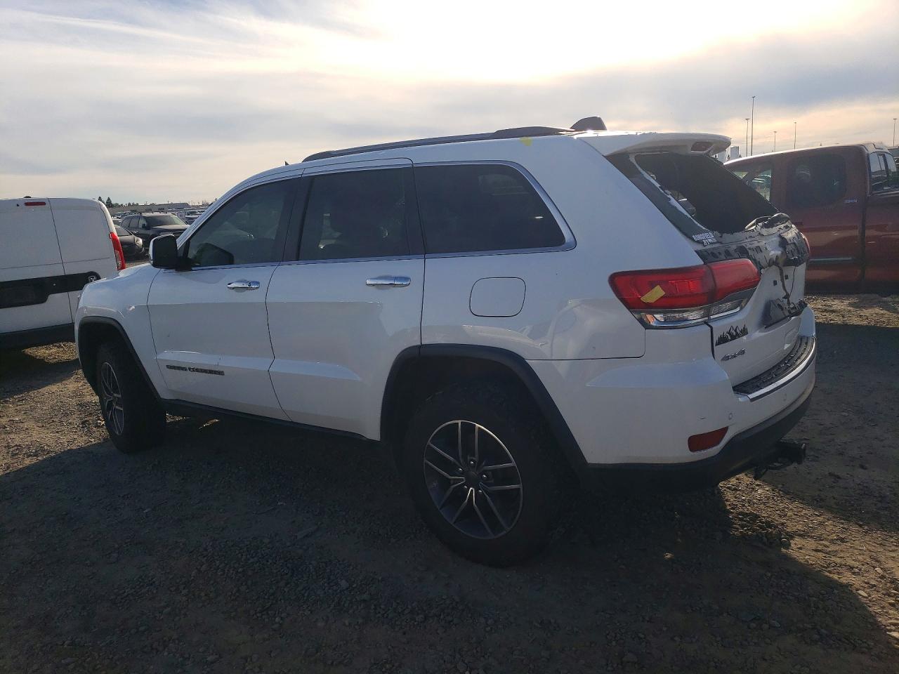 2019 JEEP GRAND CHEROKEE LIMITED photo 4