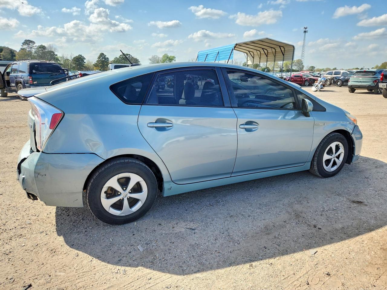 2015 TOYOTA PRIUS THREE photo 3