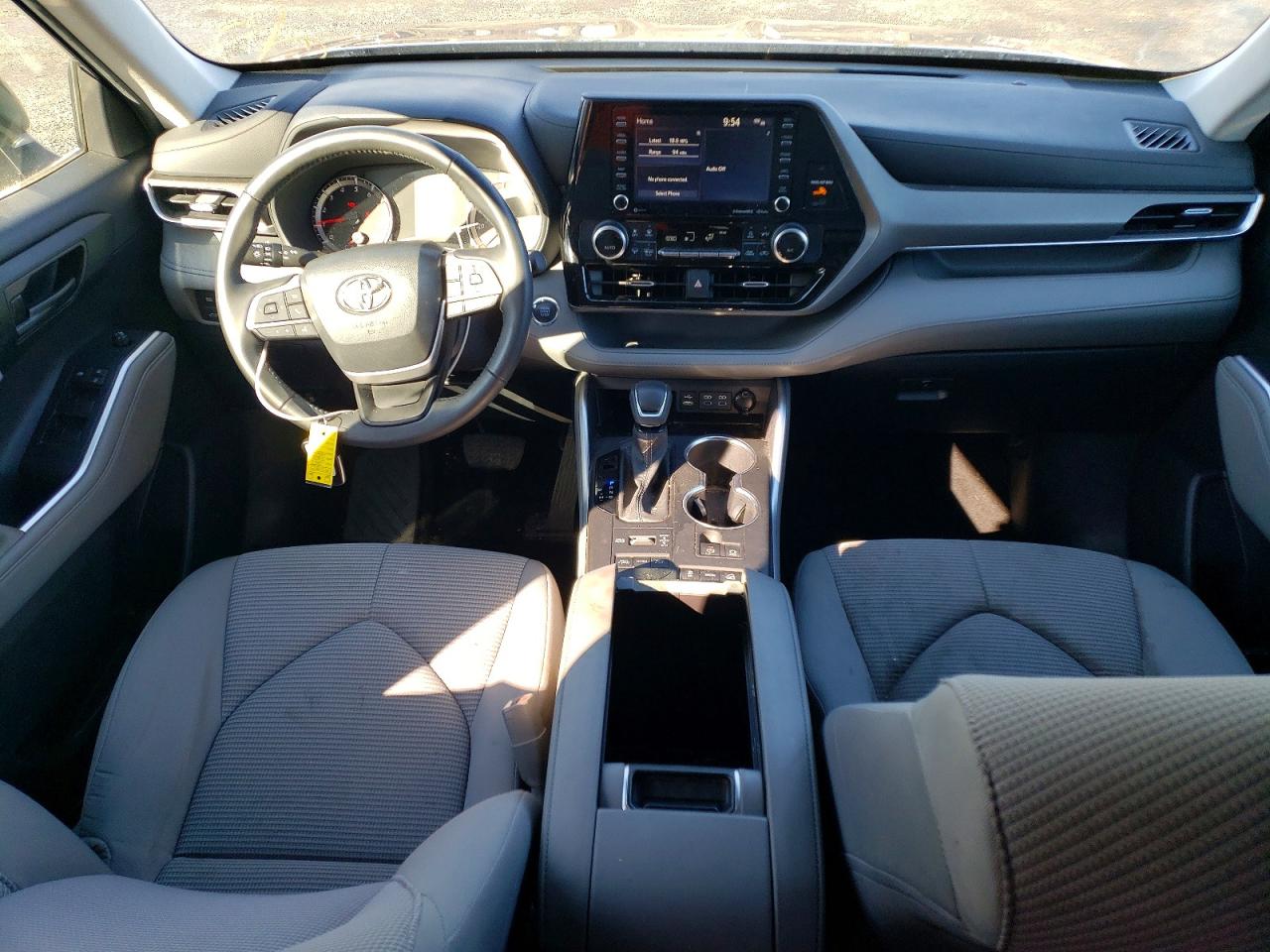 2022 TOYOTA HIGHLANDER LE photo 19