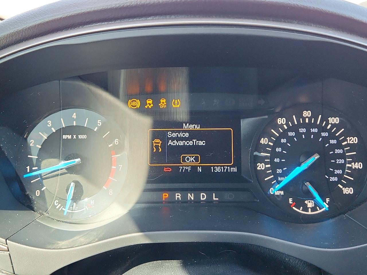 2017 FORD FUSION SE photo 9
