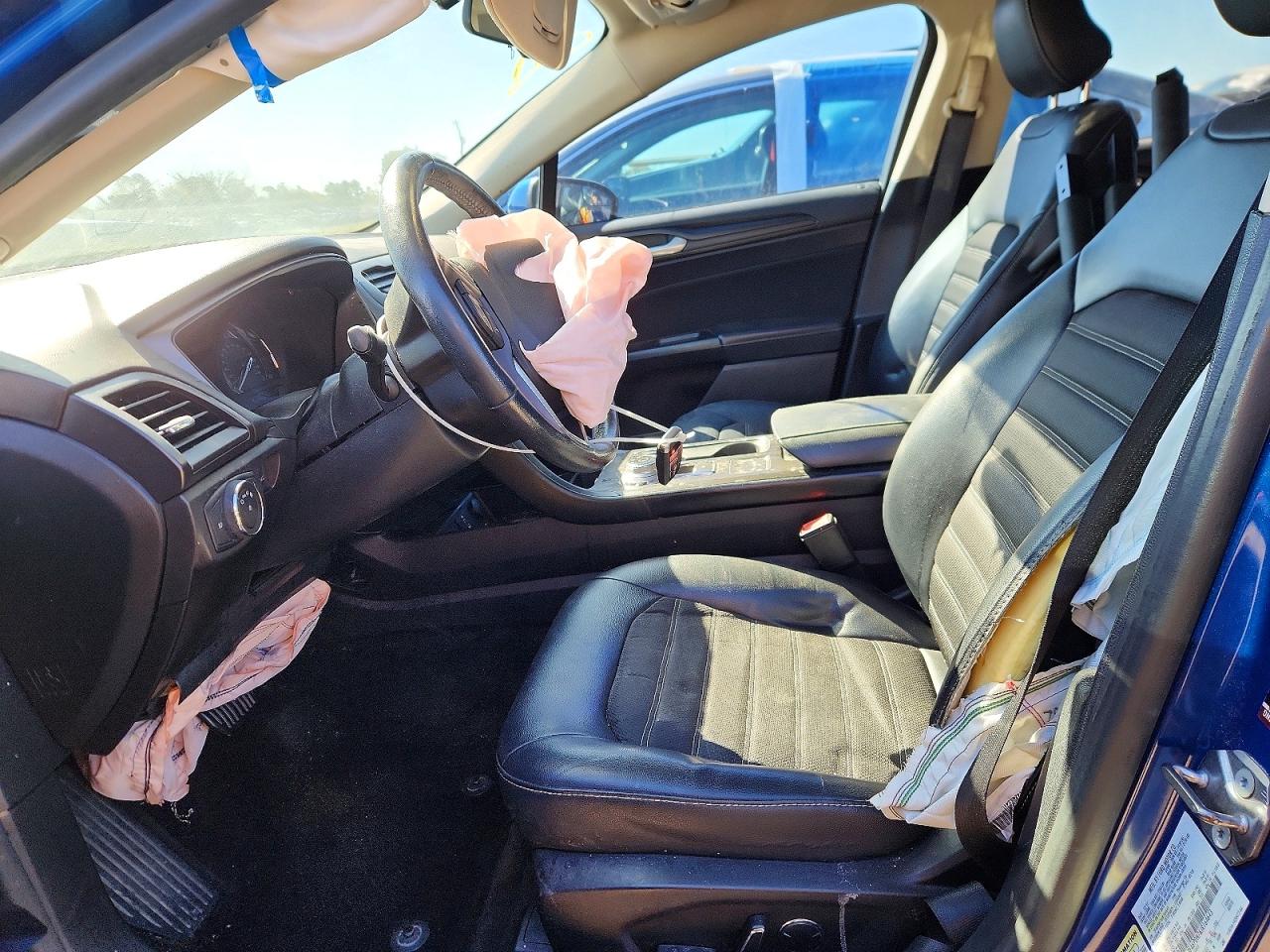 2018 FORD FUSION SE photo 19