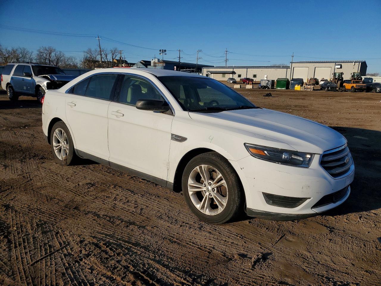 2015 FORD TAURUS SE photo 10