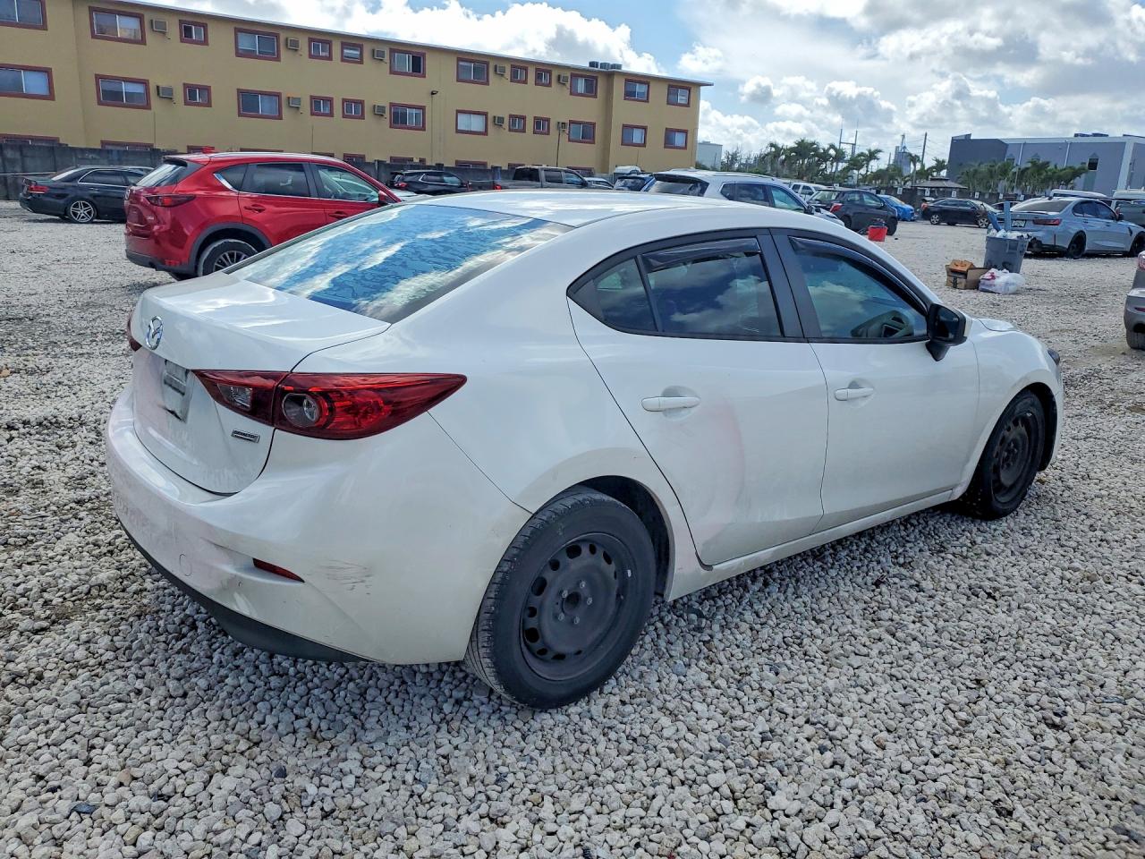 2018 MAZDA 3 SPORT photo 3