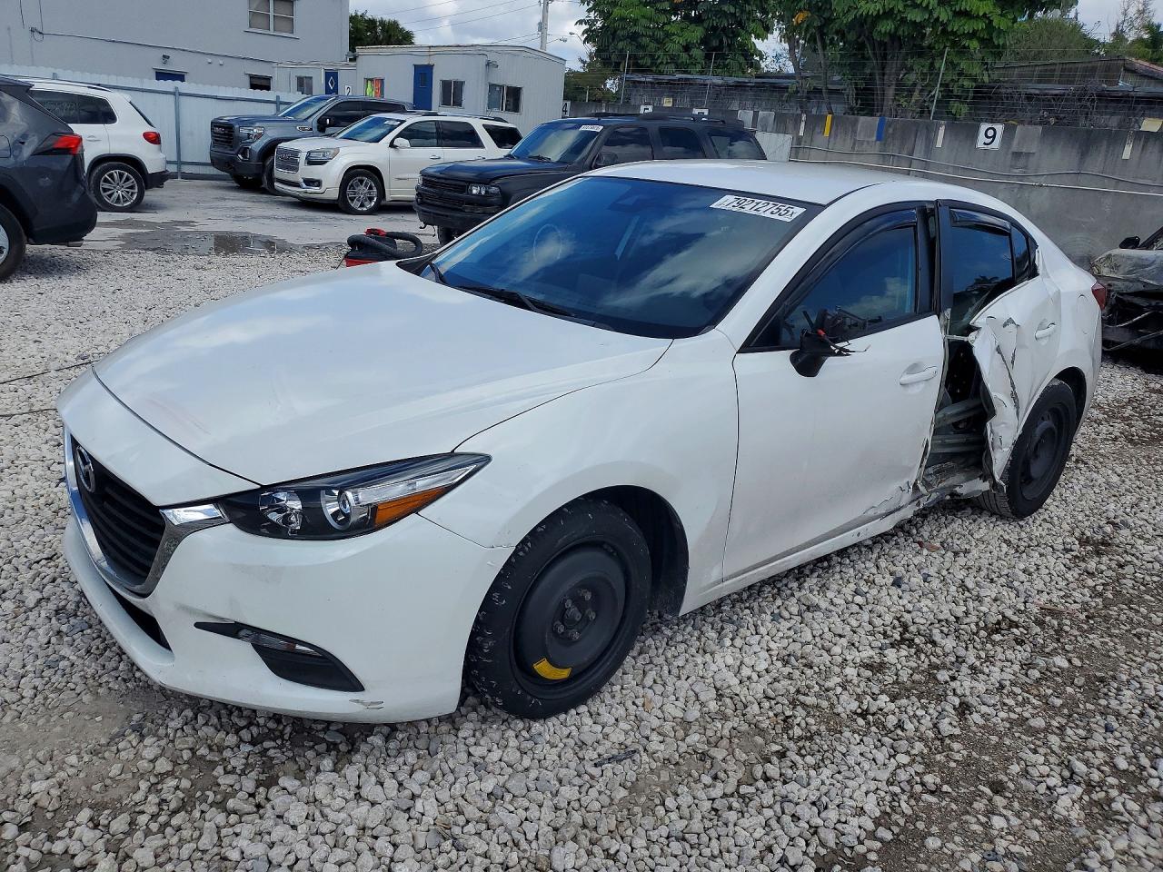 2018 MAZDA 3