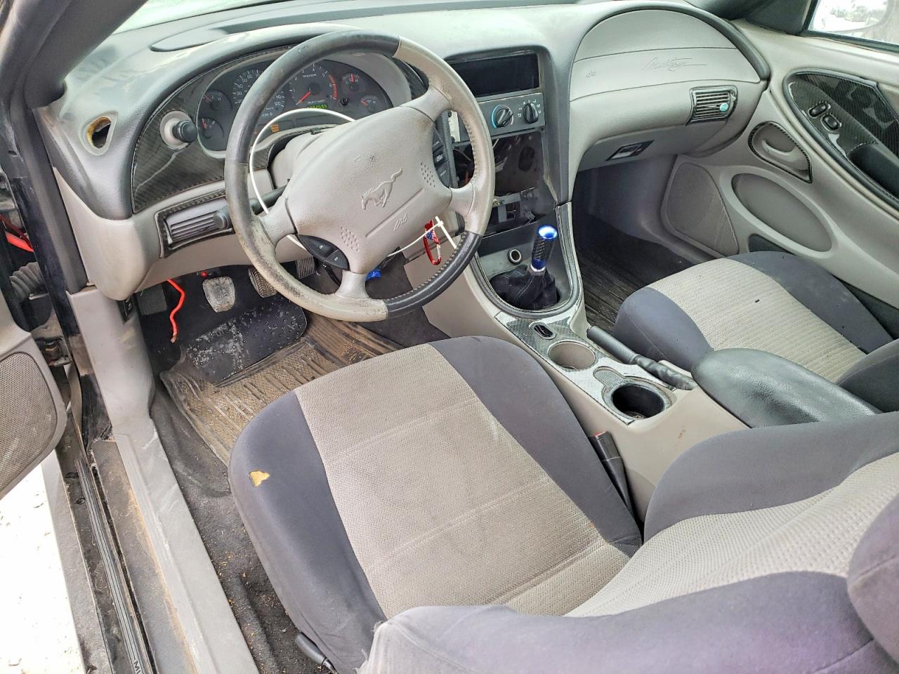 2004 FORD MUSTANG photo 8