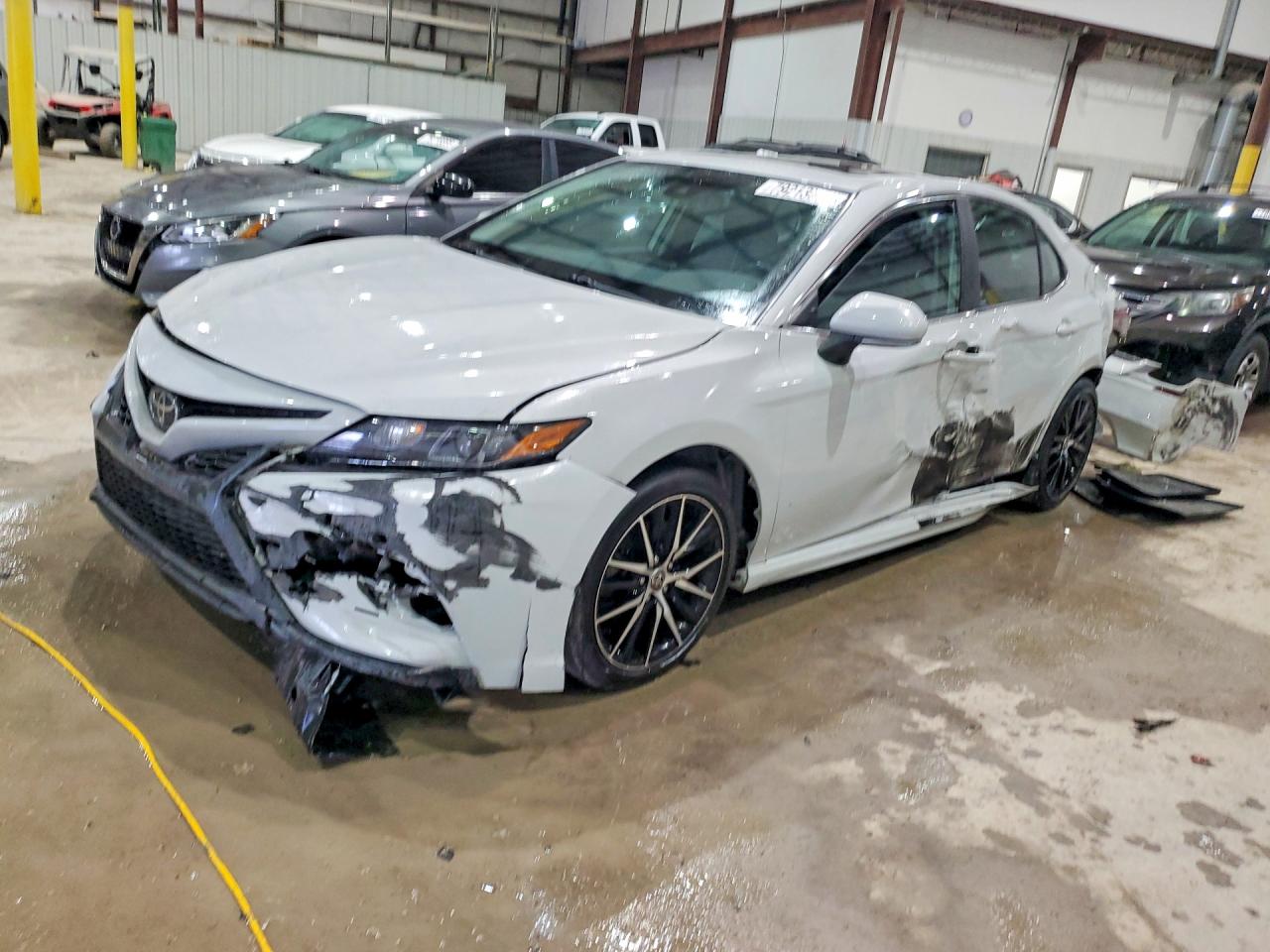 2022 TOYOTA CAMRY