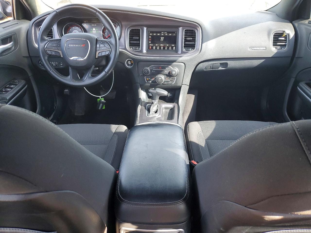 2018 DODGE CHARGER SXT photo 8