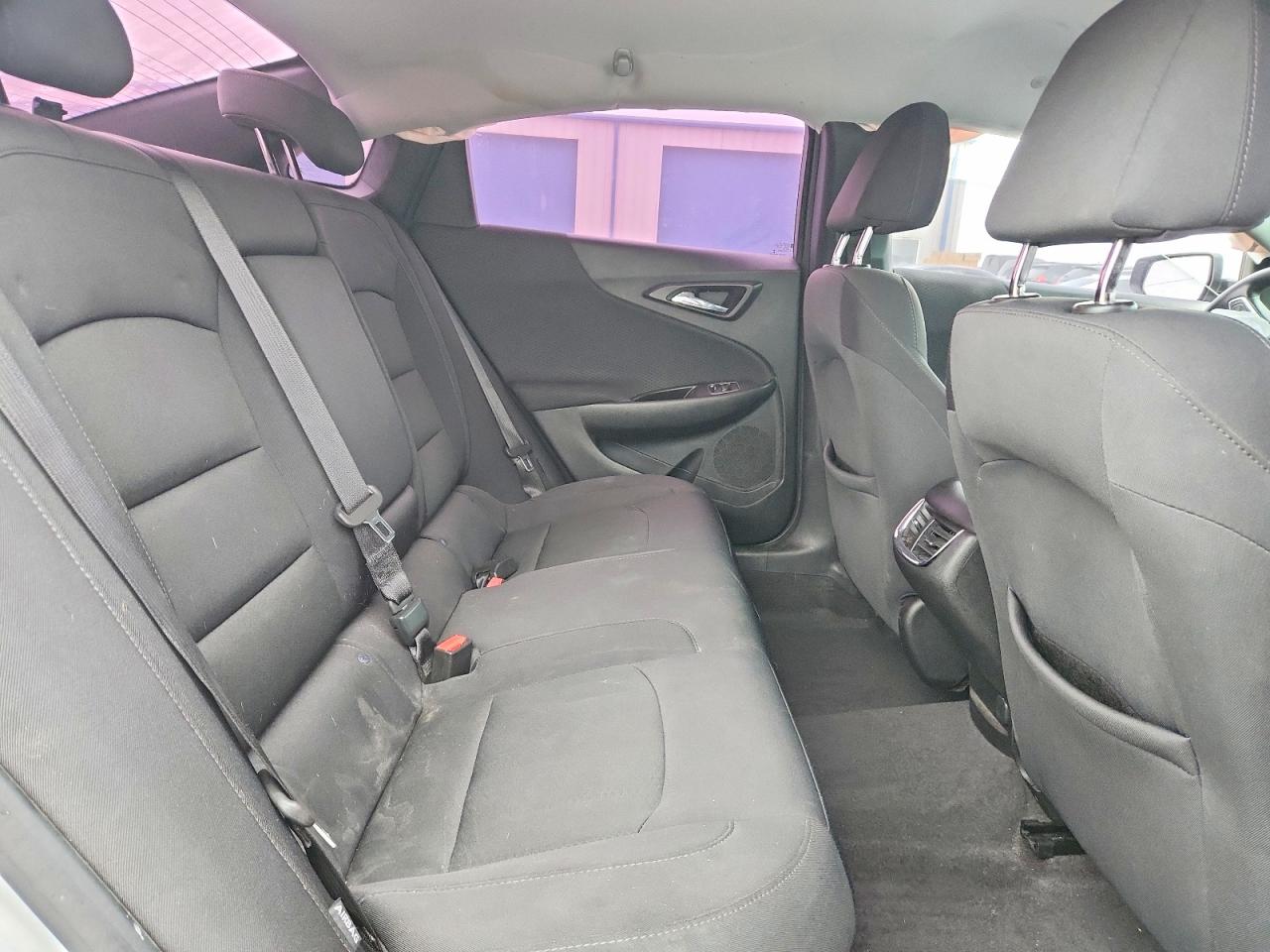 2017 CHEVROLET MALIBU LT photo 10