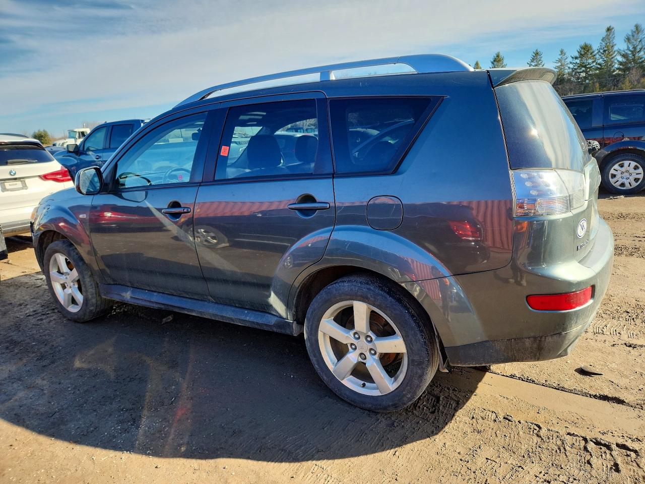 2009 MITSUBISHI OUTLANDER XLS photo 2