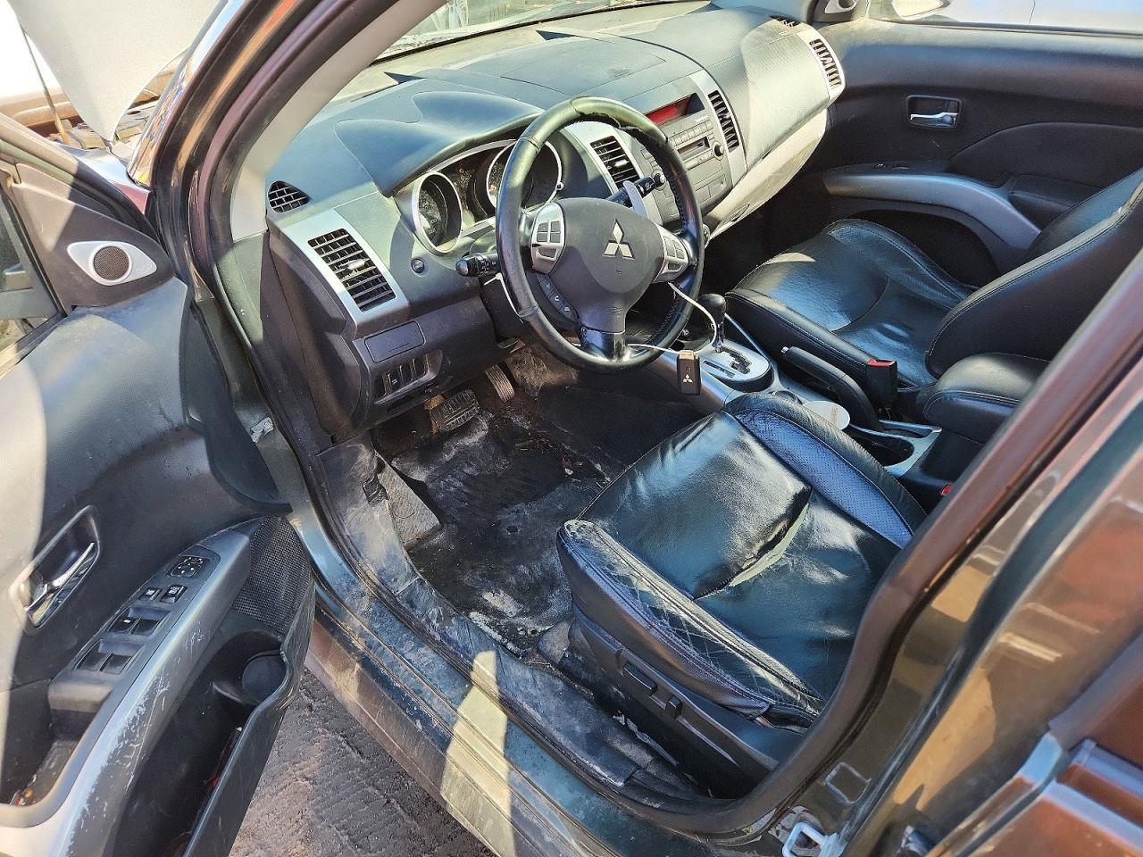 2009 MITSUBISHI OUTLANDER XLS photo 8