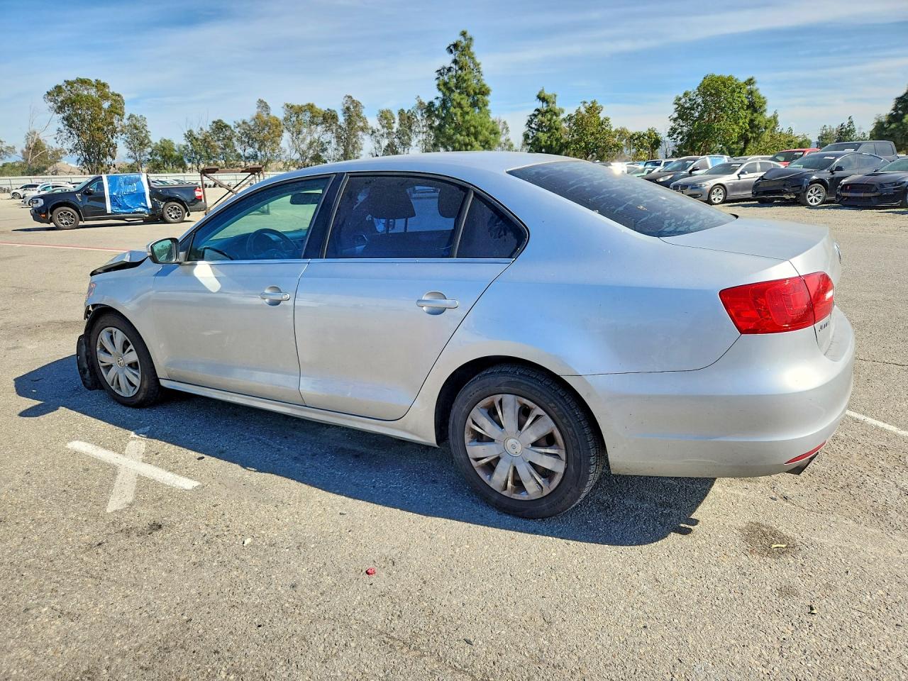 2013 VOLKSWAGEN JETTA SE photo 4