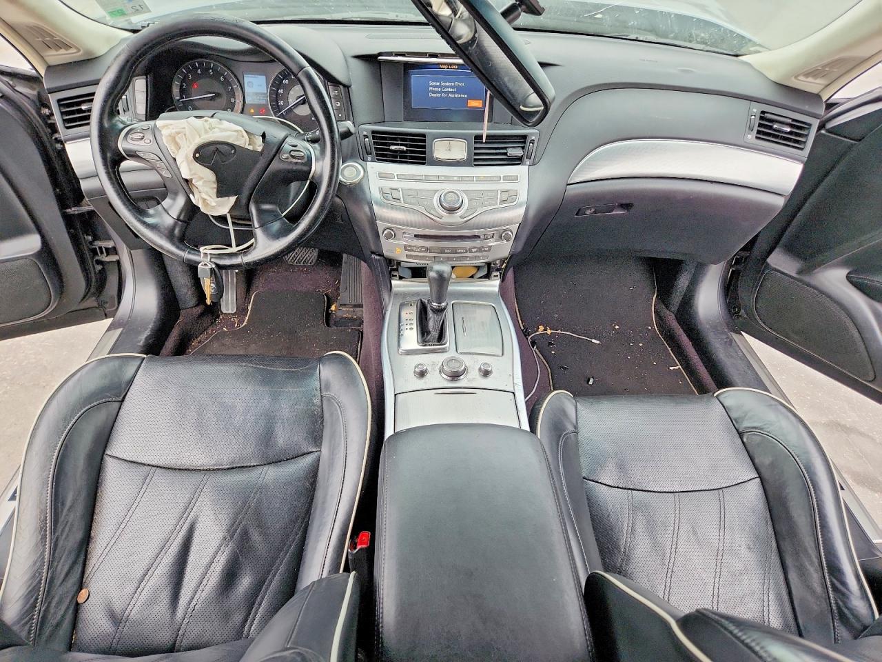 2018 INFINITI Q70L 3.7 LUXE photo 8