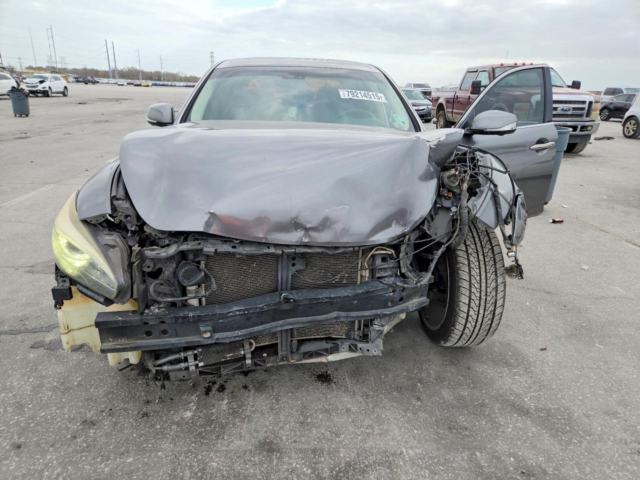 2018 INFINITI Q70L 3.7 LUXE photo 5